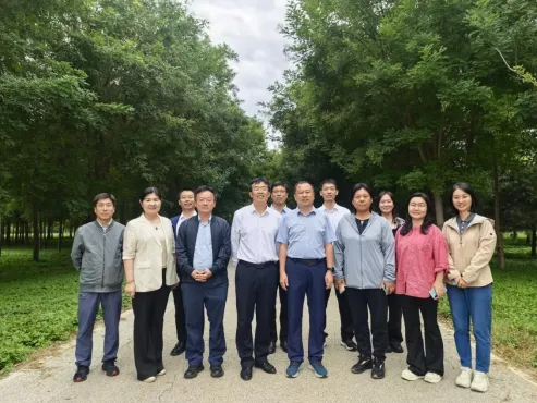 我院与雄安生态公司组织“千年秀林森林经济专家座谈会
