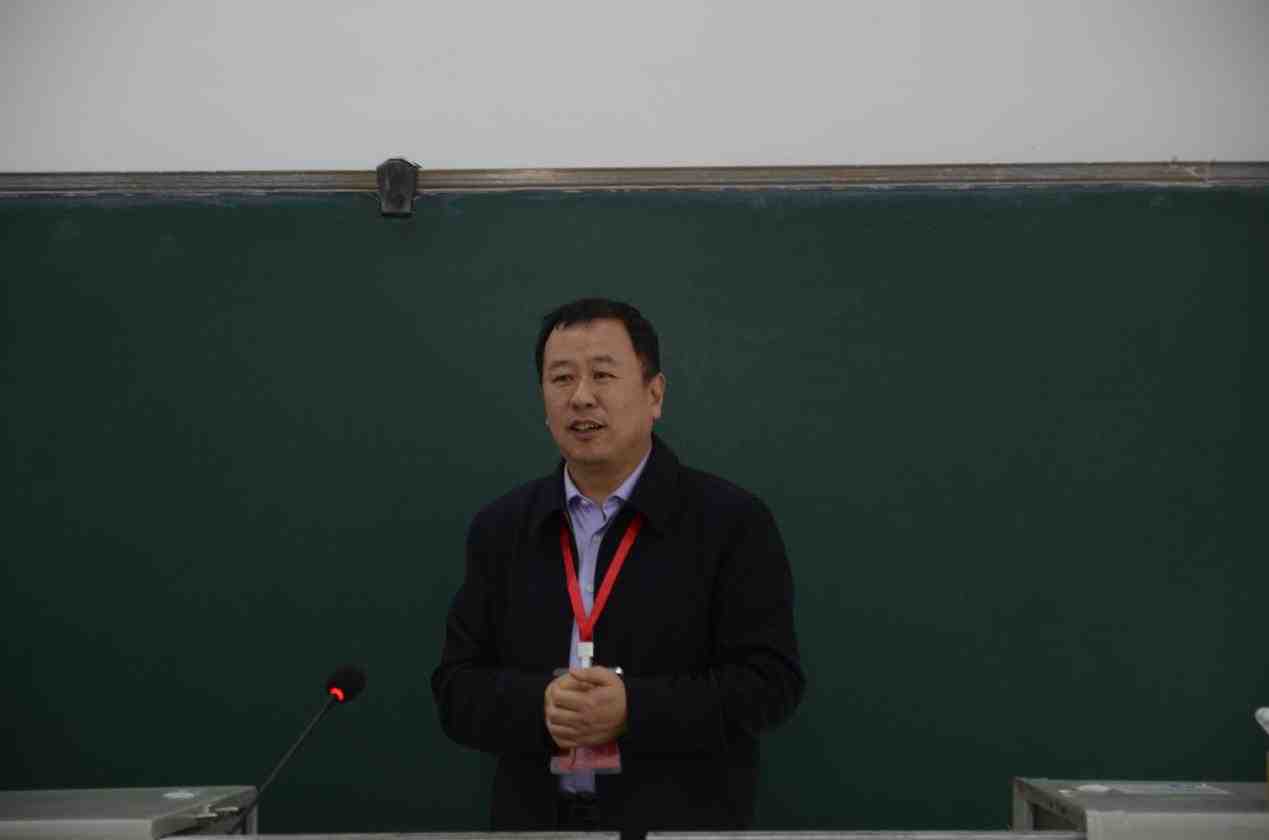 ed8a4f671e1d4be2b6e797fffe2264e1.jpg